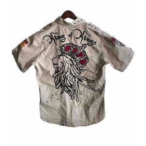 Rebel Spirit King Of Kings Tan Brown Men's Button Down Shirt Short Sleeve Medium